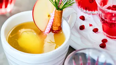 Apple-Pie-Punsch Rezept - Foto: LECKER @ Bauer Media Group