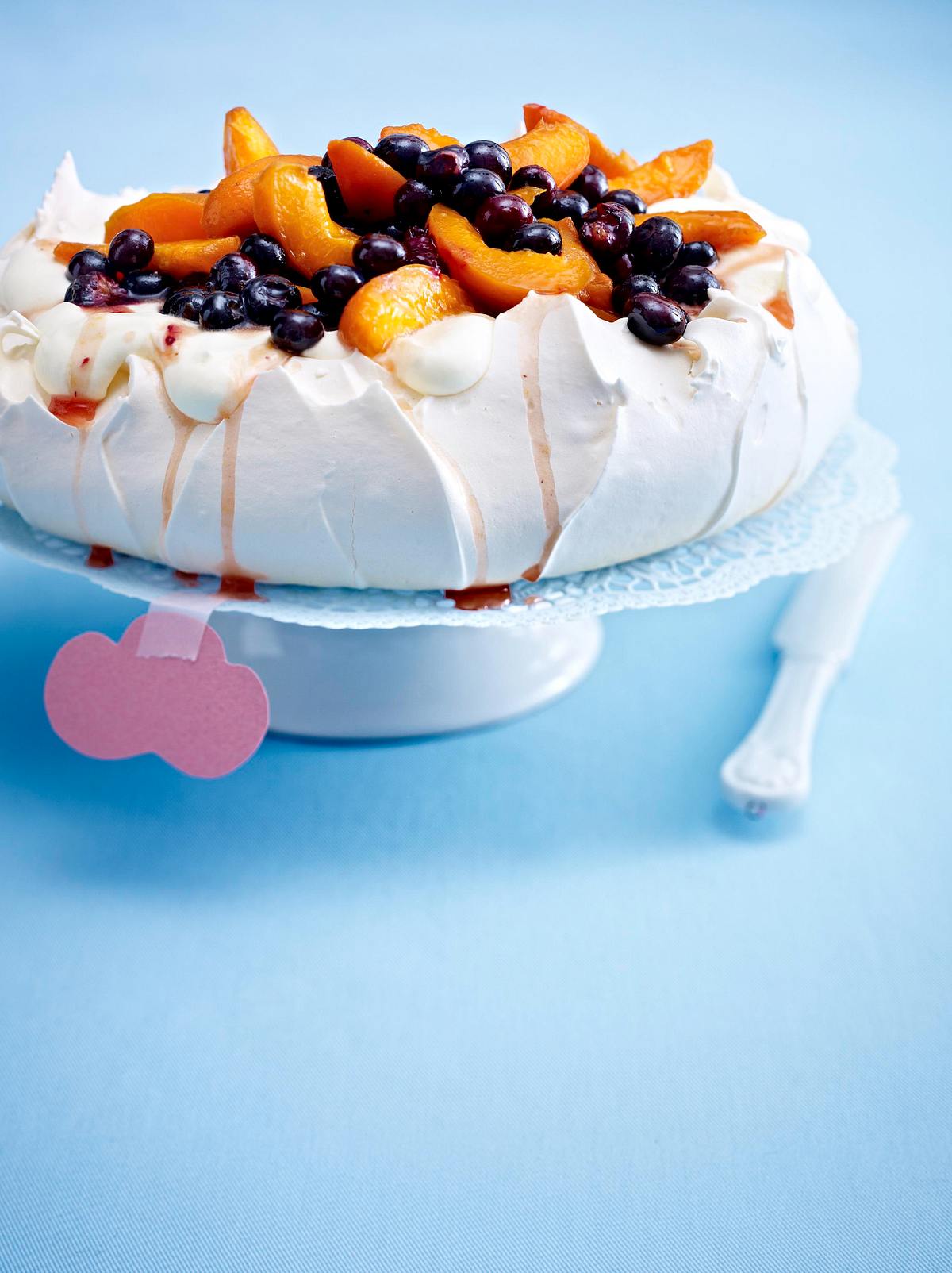 Aprikosen-Blaubeer-Pavlova Rezept