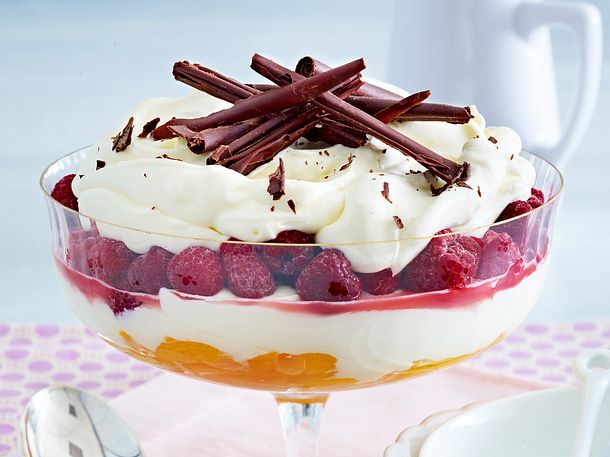 Aprikosen-Himbeer-Quark mit Schokospänen Rezept Aprikosen-Himbeer-Quark mit Schokospänen Rezept