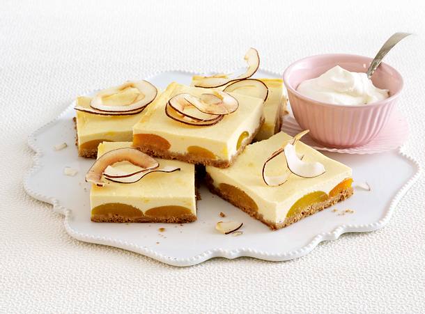 Aprikosen-Käsekuchen vom Blech Rezept Aprikosen-Käsekuchen vom Blech Rezept