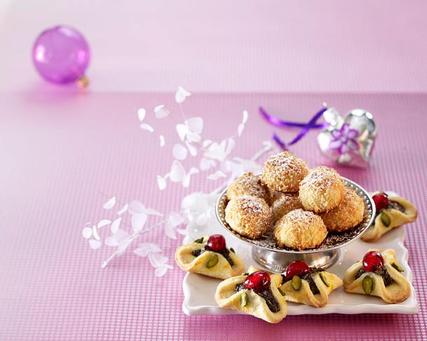 Aprikosen-Kokos-Kugeln Rezept Aprikosen-Kokos-Kugeln Rezept