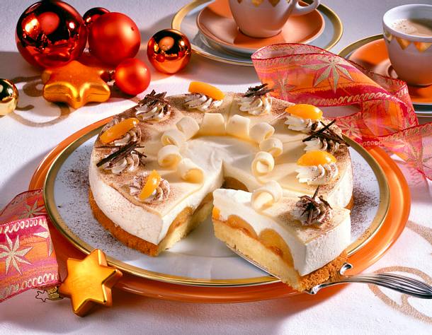 Aprikosen-Marzipan-Torte Rezept Aprikosen-Marzipan-Torte Rezept