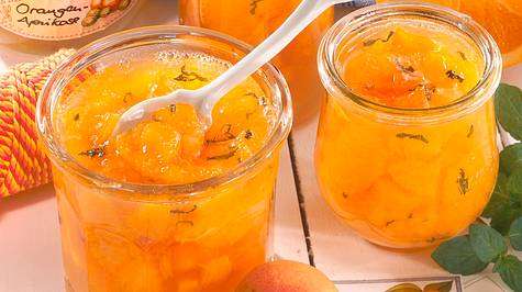 Aprikosen-Orangen-Marmelade mit Minze Rezept - Foto: House of Food / Bauer Food Experts KG