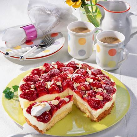 Aranca-Joghurt-Torte mit Erdbeeren Rezept Aranca-Joghurt-Torte mit Erdbeeren Rezept