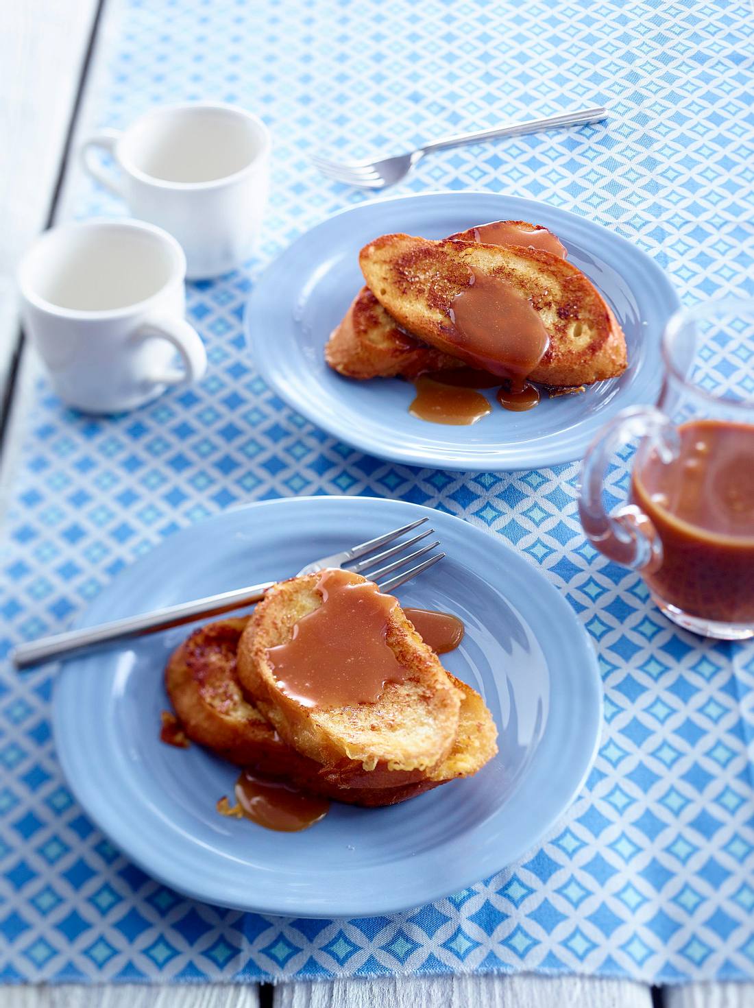 Arme Ritter in gesalzener Karamellsoße Rezept Arme Ritter in gesalzener Karamellsoße Rezept