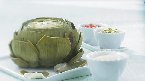 Artischocken mit drei Dips Rezept - Foto: Pretscher, Tillmann