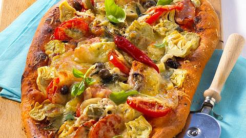 Artischocken-Schinken-Pizza Rezept - Foto: House of Food / Bauer Food Experts KG