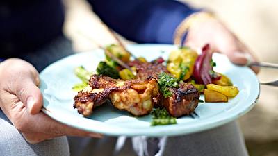 Asia-Chicken Wings und Drums Rezept - Foto: LECKER @ Bauer Media Group