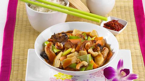 Asia-Hähnchen süßsauer Rezept - Foto: House of Food / Bauer Food Experts KG