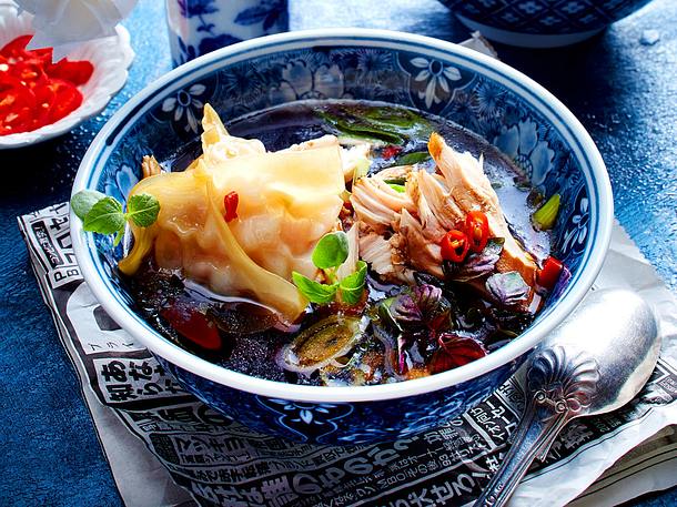 Asia-Hühnersuppe mit Garnelen-Dim-Sum Rezept Asia-Hühnersuppe mit Garnelen-Dim-Sum Rezept