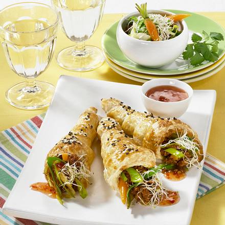 Asiatische Blätterteig-Tütchen Rezept Asiatische Blätterteig-Tütchen Rezept