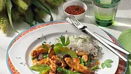 Asiatische Hähnchenpfanne mit Zuckerschoten Rezept - Foto: LECKER @ Bauer Media Group