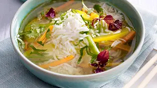 Asiatische Reis-Suppe Rezept - Foto: LECKER @ Bauer Media Group Asiatische Reis-Suppe Rezept - Foto: LECKER @ Bauer Media Group