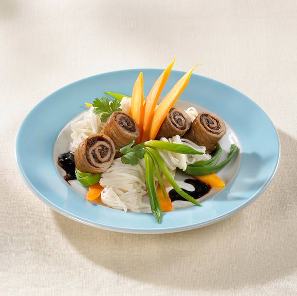 Asiatische Schweinerouladen Rezept Asiatische Schweinerouladen Rezept