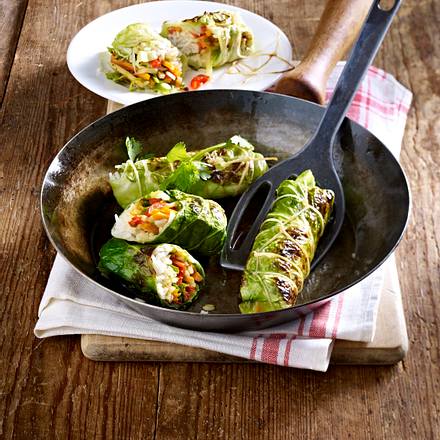 Asiatische Spitzkohlroulade Rezept
