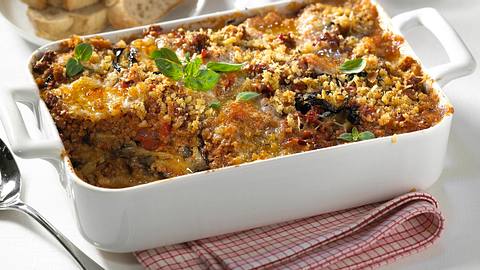 Auberginen-Hack-Auflauf Rezept - Foto: House of Food / Bauer Food Experts KG