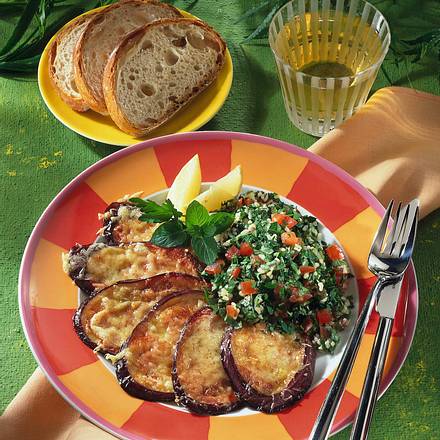 Auberginen in Käsekruste Rezept Auberginen in Käsekruste Rezept