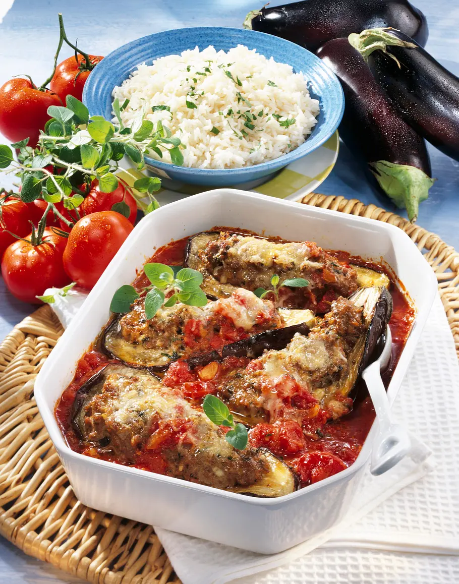 Auberginen mit Hackfleisch-Füllung Rezept Auberginen mit Hackfleisch-Füllung Rezept