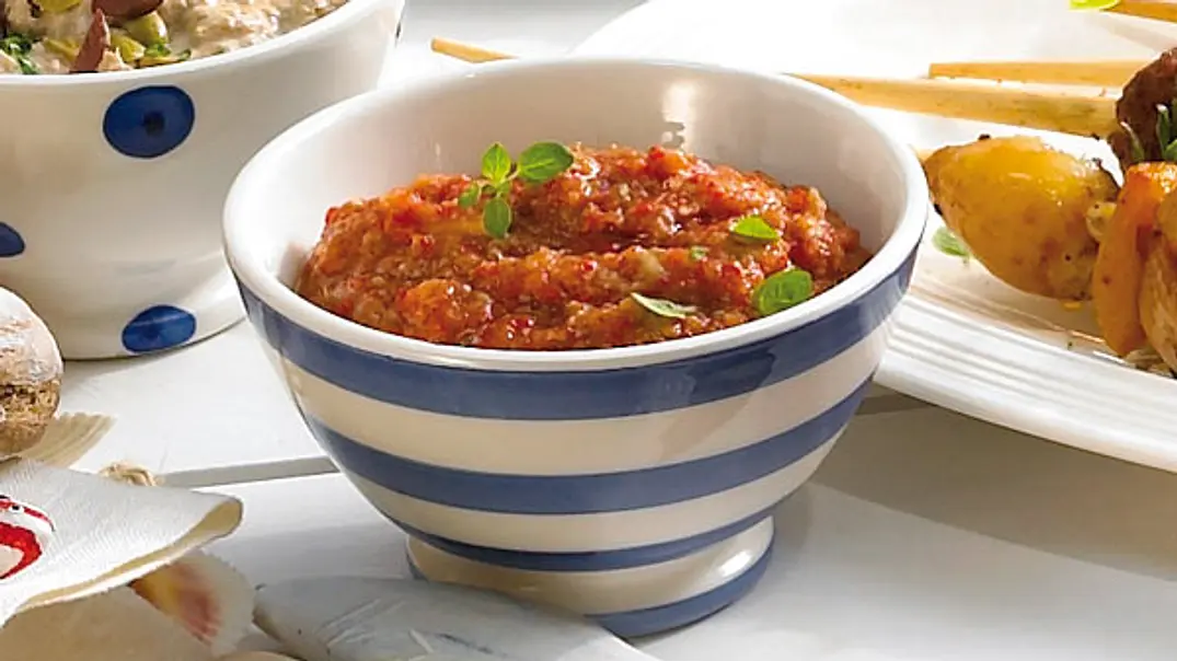 Auberginen-Paprika-Dip Rezept - Foto: LECKER @ Bauer Media Group