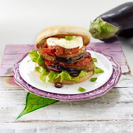 Auberginen-Parmesan-Burger Rezept Auberginen-Parmesan-Burger Rezept