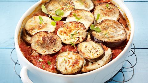 Auberginenauflauf mit Ricotta Rezept - Foto: House of Food / Bauer Food Experts KG