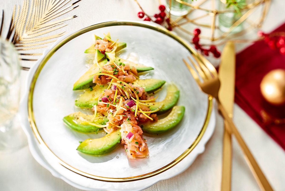 Avocad-O-Tannenbaum mit Räucherlachs-Tartar Rezept