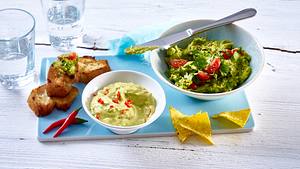 Avocado-Chili-Aioli und Guacamole mit Tomate Rezept - Foto: House of Food / Bauer Food Experts KG