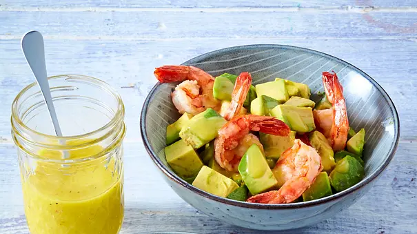Avocado-Garnelen-Salat Rezpet - Foto: LECKER @ Bauer Media Group Avocado-Garnelen-Salat Rezpet - Foto: LECKER @ Bauer Media Group