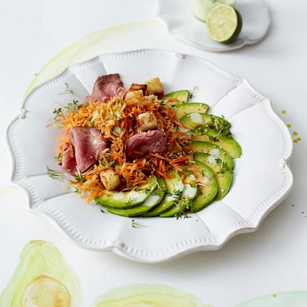 Avocado-Roastbeef-Salat mit Wasabi-Dressing Rezept Avocado-Roastbeef-Salat mit Wasabi-Dressing Rezept