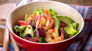 Avocado-Salat mit Grapefruit und Garnelen Rezept - Foto: House of Food / Bauer Food Experts KG