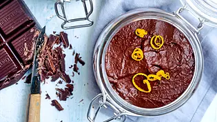 Avocadocreme à la Mousse au chocolat Rezept - Foto: LECKER @ Bauer Media Group Avocadocreme à la Mousse au chocolat Rezept - Foto: LECKER @ Bauer Media Group
