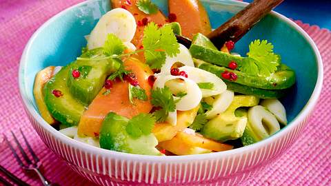 Avocadosalat mit Palmherzen, Papaya und Koriander Rezept - Foto: House of Food / Bauer Food Experts KG