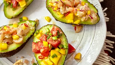 Avocadoschiffchen Rezept - Foto: LECKER @ Bauer Media Group