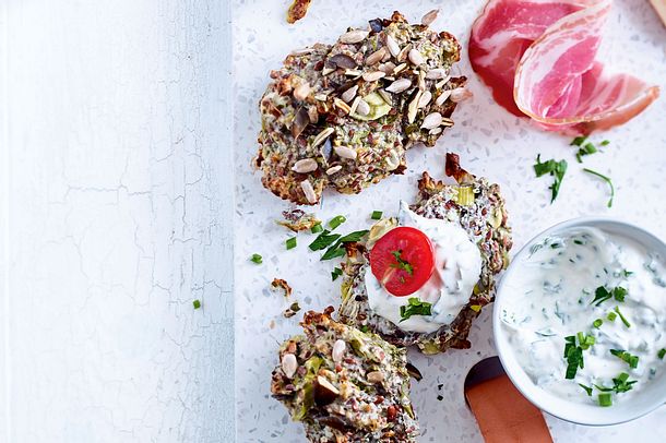 Aztekenbrötchen mit Quarkdip Rezept Aztekenbrötchen mit Quarkdip Rezept