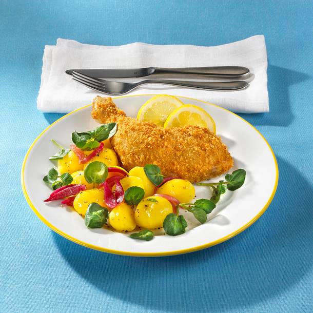 Back-Hendl mit Brunnenkresse-Kartoffelsalat Rezept Back-Hendl mit Brunnenkresse-Kartoffelsalat Rezept