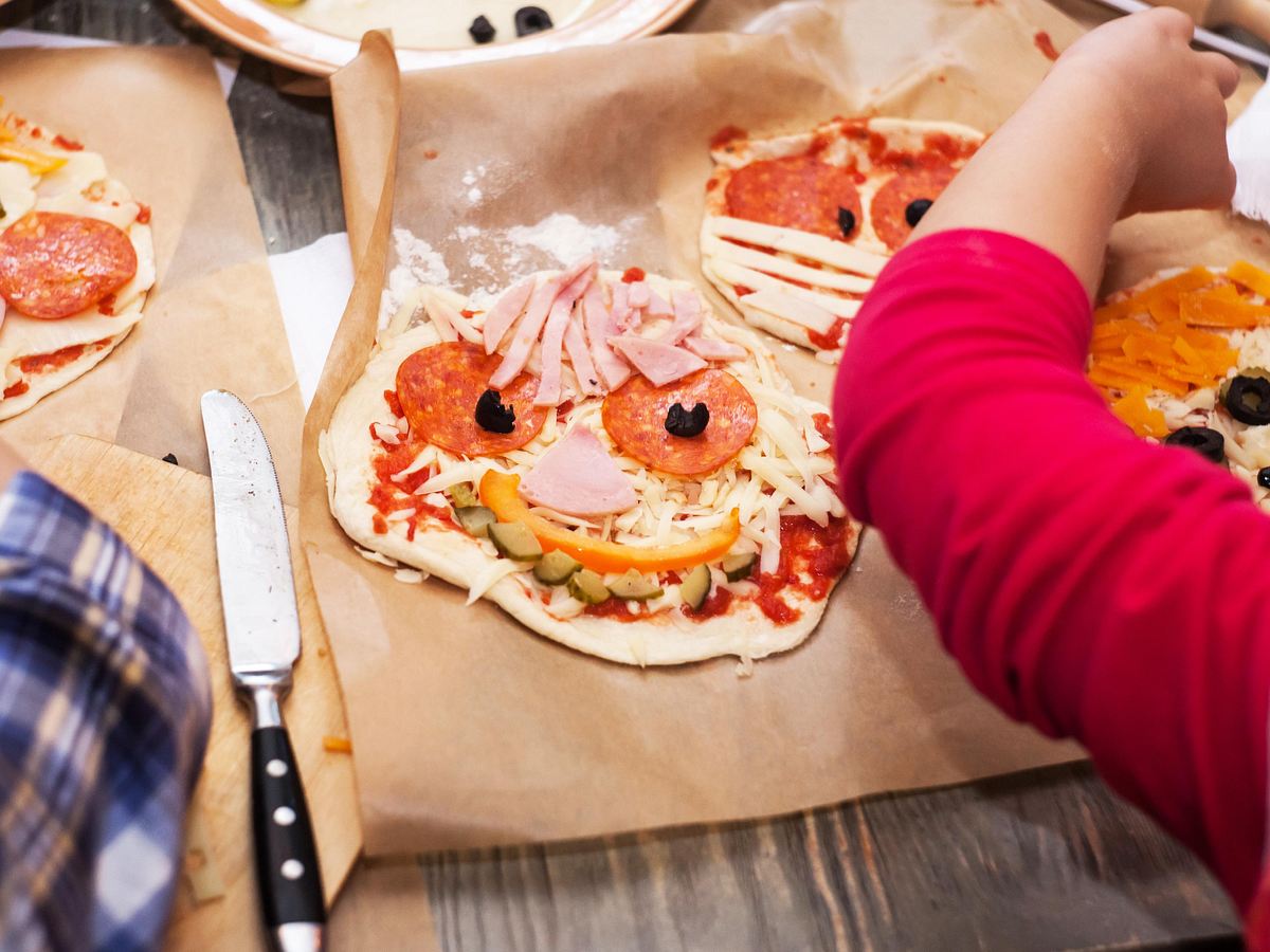 Backen mit Kindern: Pizzagesichter