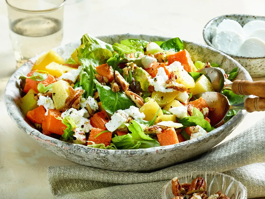 Backkartoffelbowl „bunter Hirtenschmaus“ Rezept
