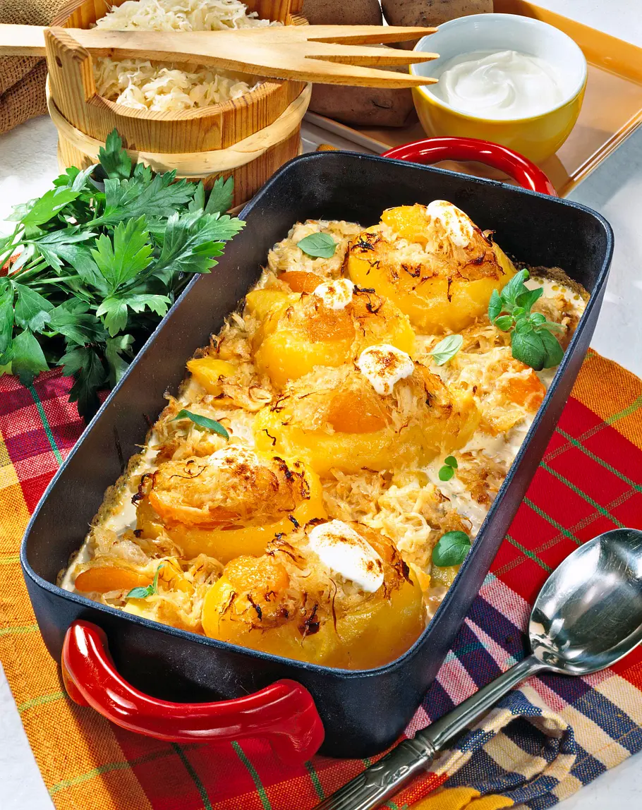 Backkartoffeln mit Aprikosen-Kraut Rezept