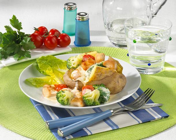 Backkartoffeln mit Geflügelragout Rezept Backkartoffeln mit Geflügelragout Rezept