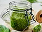 Bärlauchpesto im Glas - Foto: LECKER @ Bauer Media Group