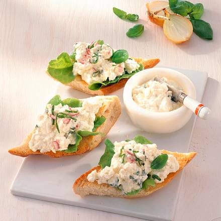 Baguette mit Schafkäsecreme Rezept