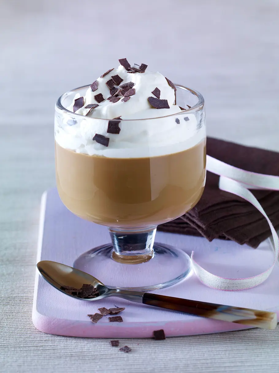 Bailey-Kaffee mit Sahnehaube Rezept