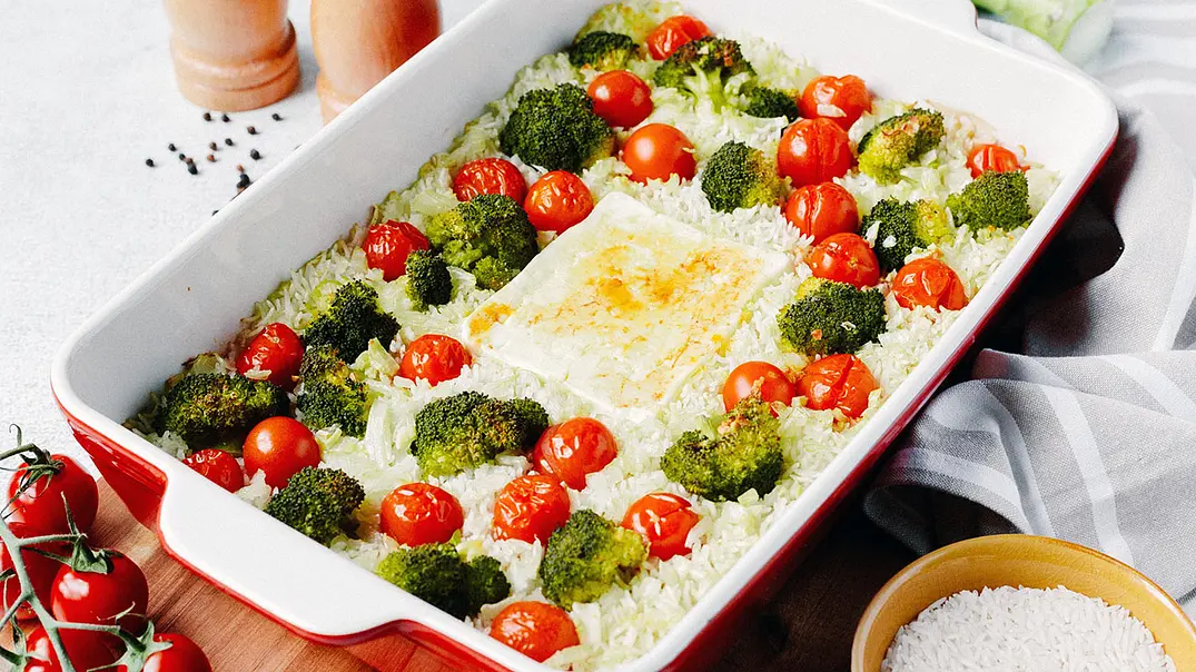 Baked Feta Reis Rezept - Foto: ShowHeroes für LECKER @ Bauer Media Group Baked Feta Reis Rezept - Foto: ShowHeroes für LECKER @ Bauer Media Group