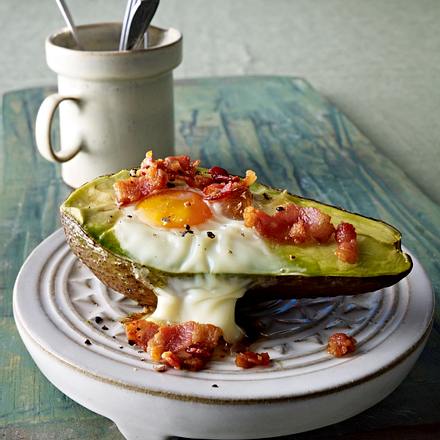 Bakes-Eggs-Avocado (Avocadohälften mit Eiern) Rezept