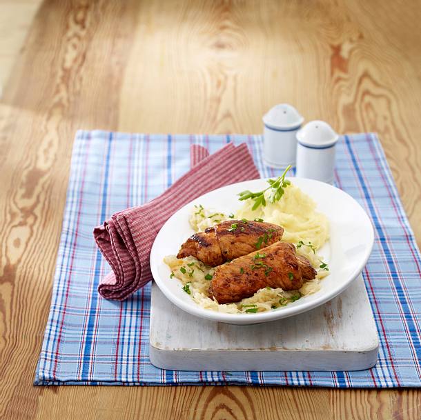 Balkan-Röllchen mit Sauerkraut Rezept Balkan-Röllchen mit Sauerkraut Rezept