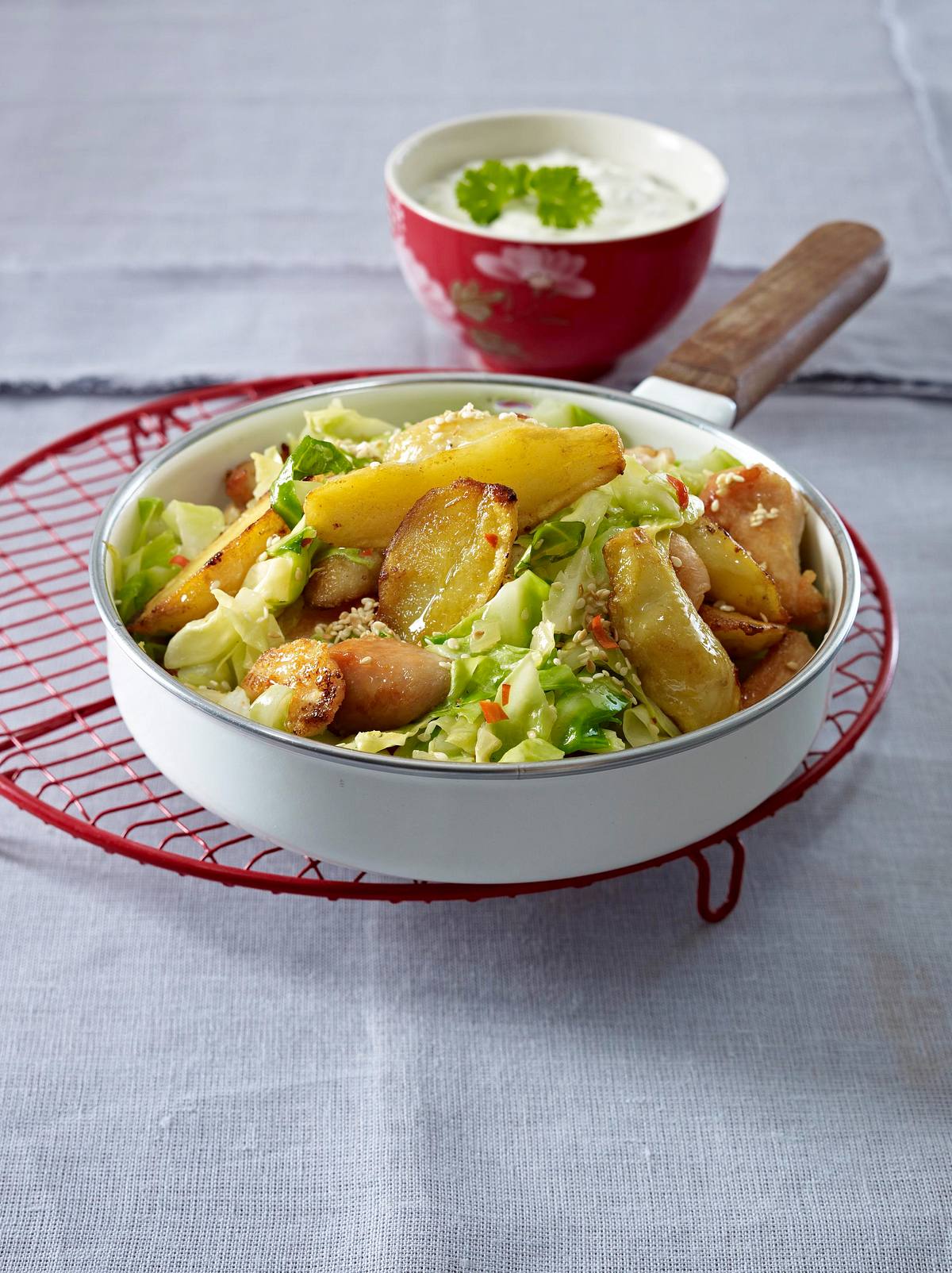 Bamberger Kartoffelpfanne mit Hähnchen und Spitzkohl Rezept