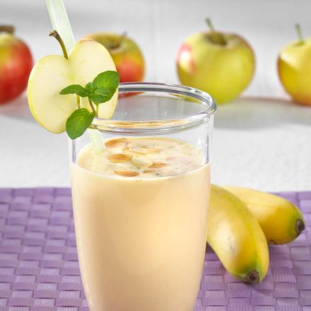 Bananen-Buttermilch mit Apfel- und Sanddornsaft Rezept Bananen-Buttermilch mit Apfel- und Sanddornsaft Rezept