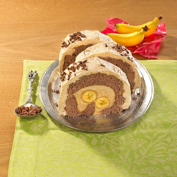 Bananen-Cappuccino-Schokobiskuitrolle Rezept