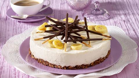 Bananen-Cheese-Cake mit Mikado Rezept - Foto: House of Food / Bauer Food Experts KG