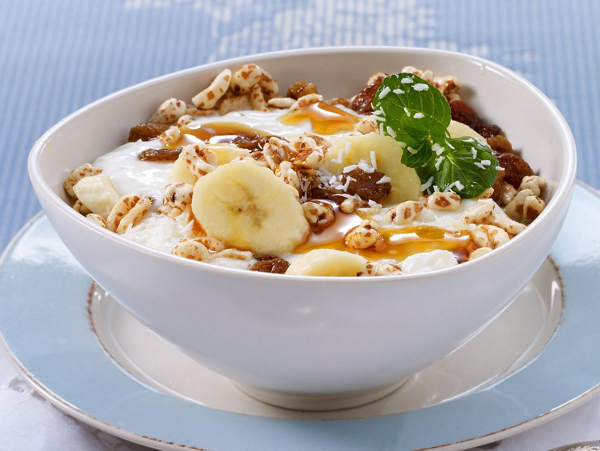 Bananen-Müsli mit Kokos-Joghurt